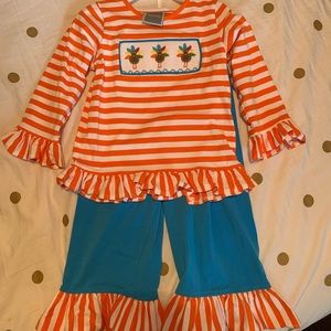 Toddler Girl Thanksgiving Outfit. Never worn